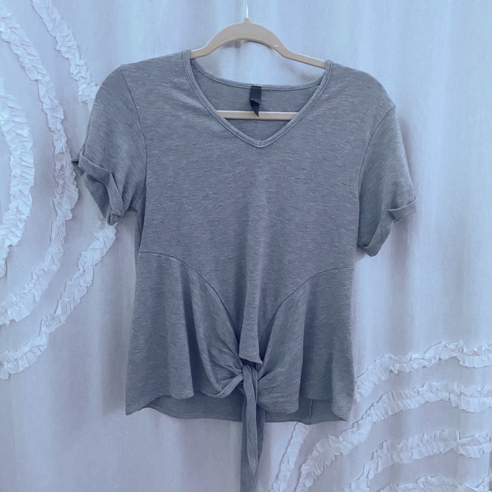 Women’s grey top with tied front